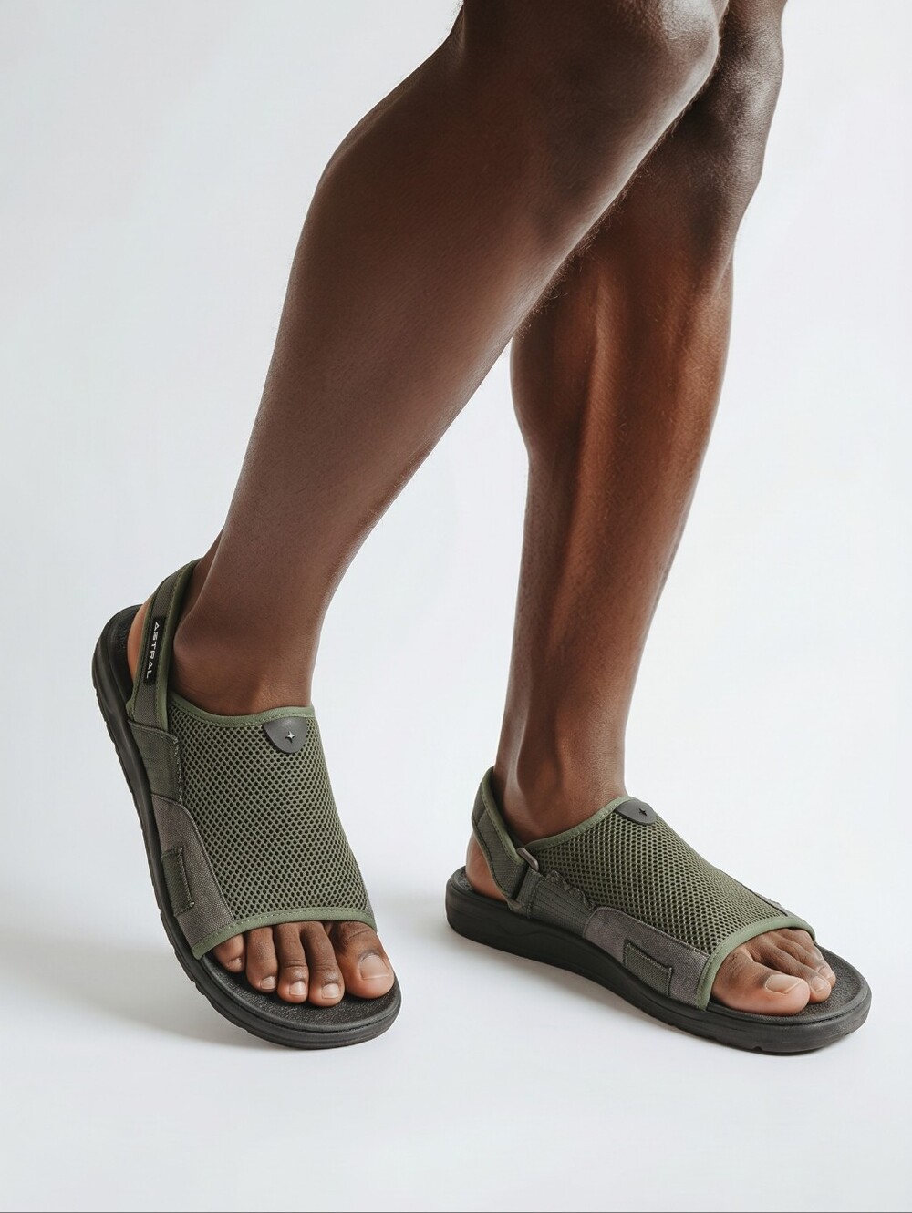 Astral Men's PFD Sandals Size 12 Cedar Green Great condition